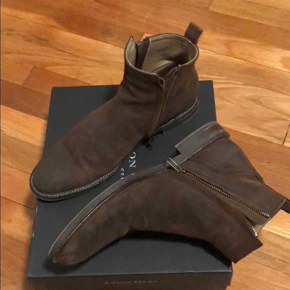 aston grey helani boot